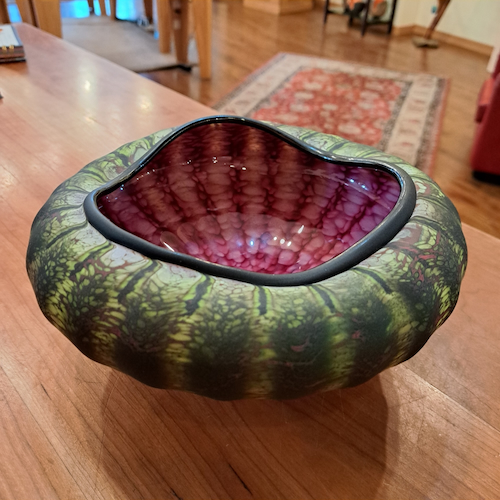 Click to view detail for GBG-044 Primitive Bowl, Green with Raspberry Interior $440
